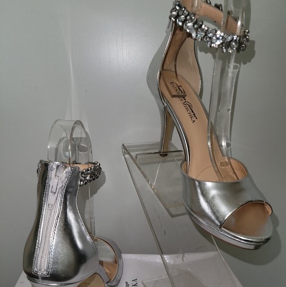 Badgley Mischka Women's Metallic Sindy Stiletto - Picture 2 of 7